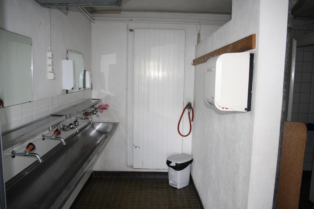 Sporti Grusch Albergue Exterior foto